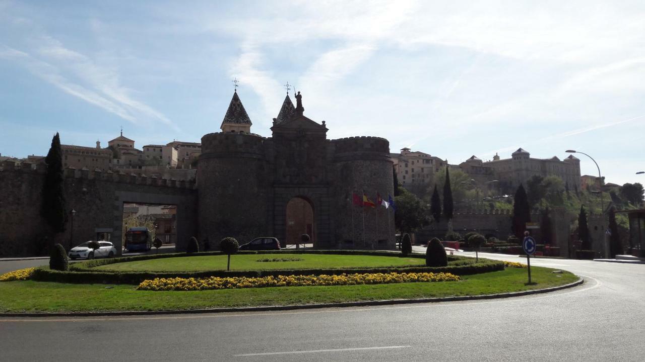 Vila Casa De Bisagra Toledo Exteriér fotografie